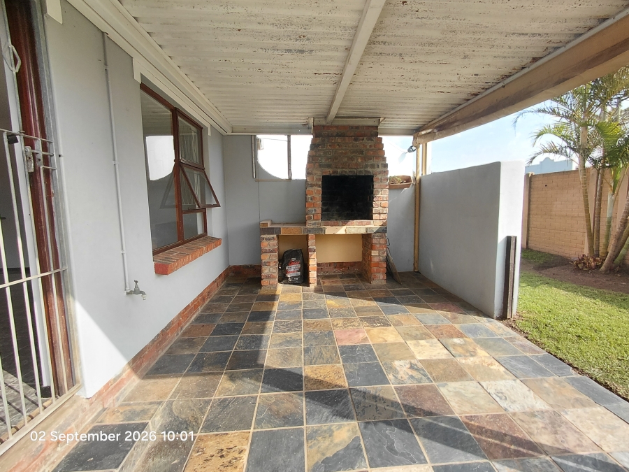 2 Bedroom Property for Sale in Kabega Park Eastern Cape